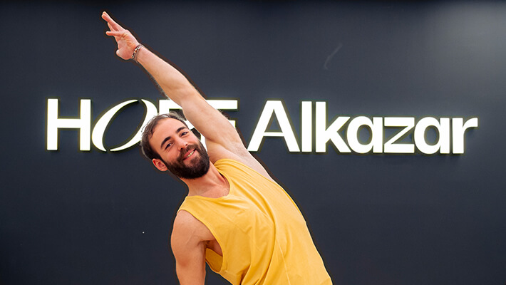 CİHANGİR YOGA İLE HANDSTAND ATÖLYESİ