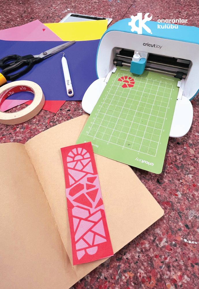 ONARANLAR KULÜBÜ: CRICUT İLE KİTAP AYRACI ATÖLYESİ