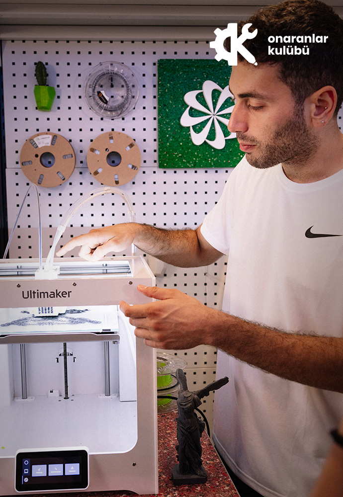 ONARANLAR KULÜBÜ İLE 3D PRINTER İLE PİN ATÖLYESİ
