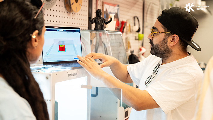 ONARANLAR KULÜBÜ İLE 3D PRINTER AYAKKABI AKSESUARLARI ATÖLYESİ