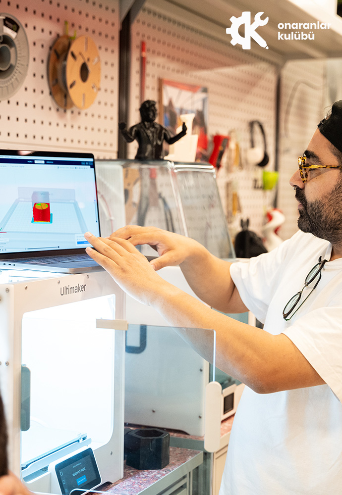 ONARANLAR KULÜBÜ İLE 3D PRINTER AYAKKABI AKSESUARLARI ATÖLYESİ